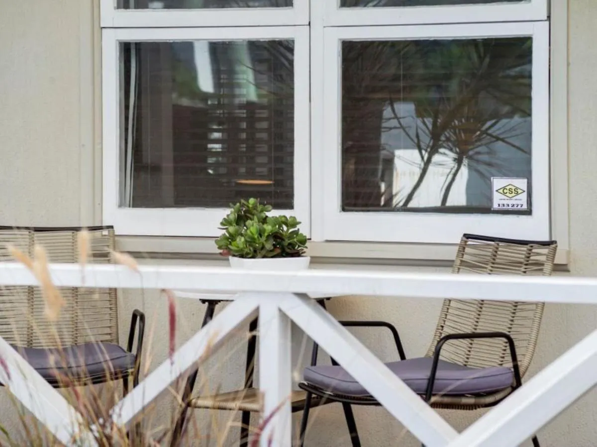 Holiday home Bilinga Beach Break Villa